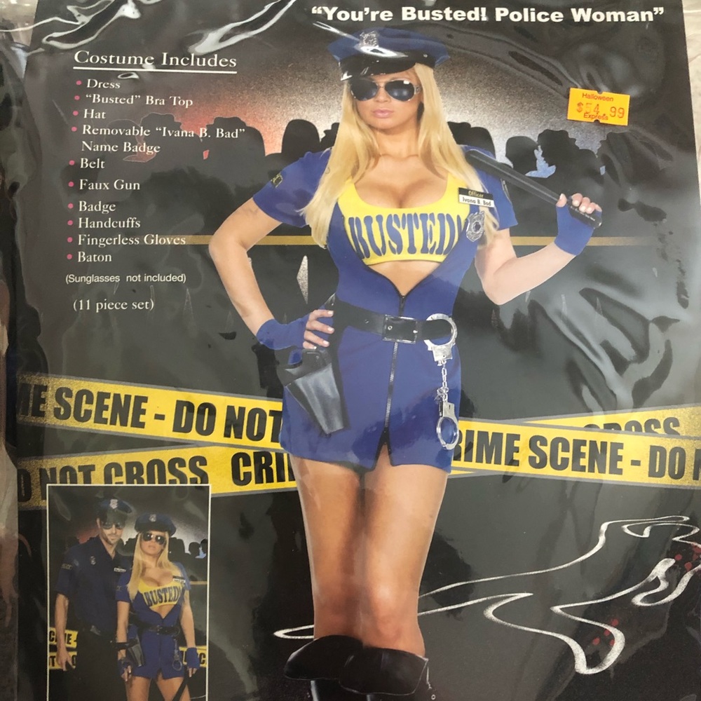 Costume